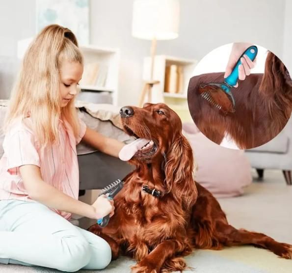 2-in-1 Deshedding Grooming Brush | Helps Reduce Loose Fur & Undercoat Build-Up