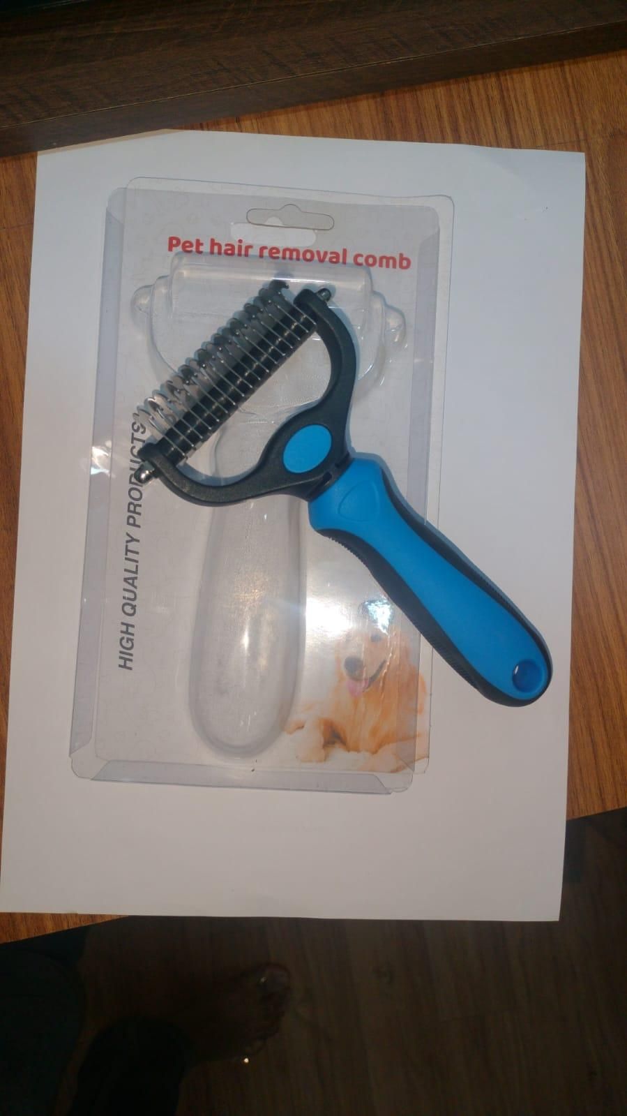 2-in-1 Deshedding Grooming Brush | Helps Reduce Loose Fur & Undercoat Build-Up